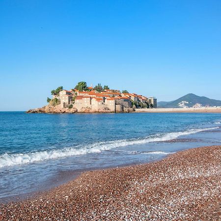 Montesan Luxury Apartment Beach Front Sveti Stefan Exteriér fotografie