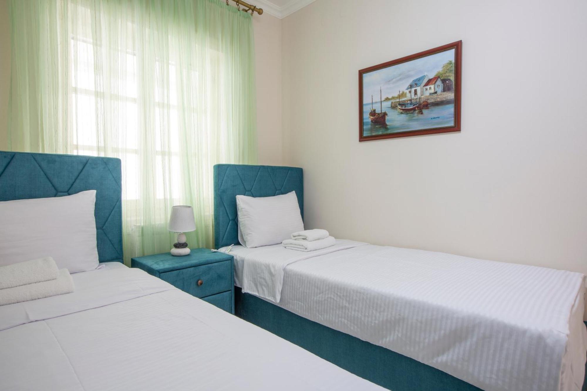 Montesan Luxury Apartment Beach Front Sveti Stefan Exteriér fotografie