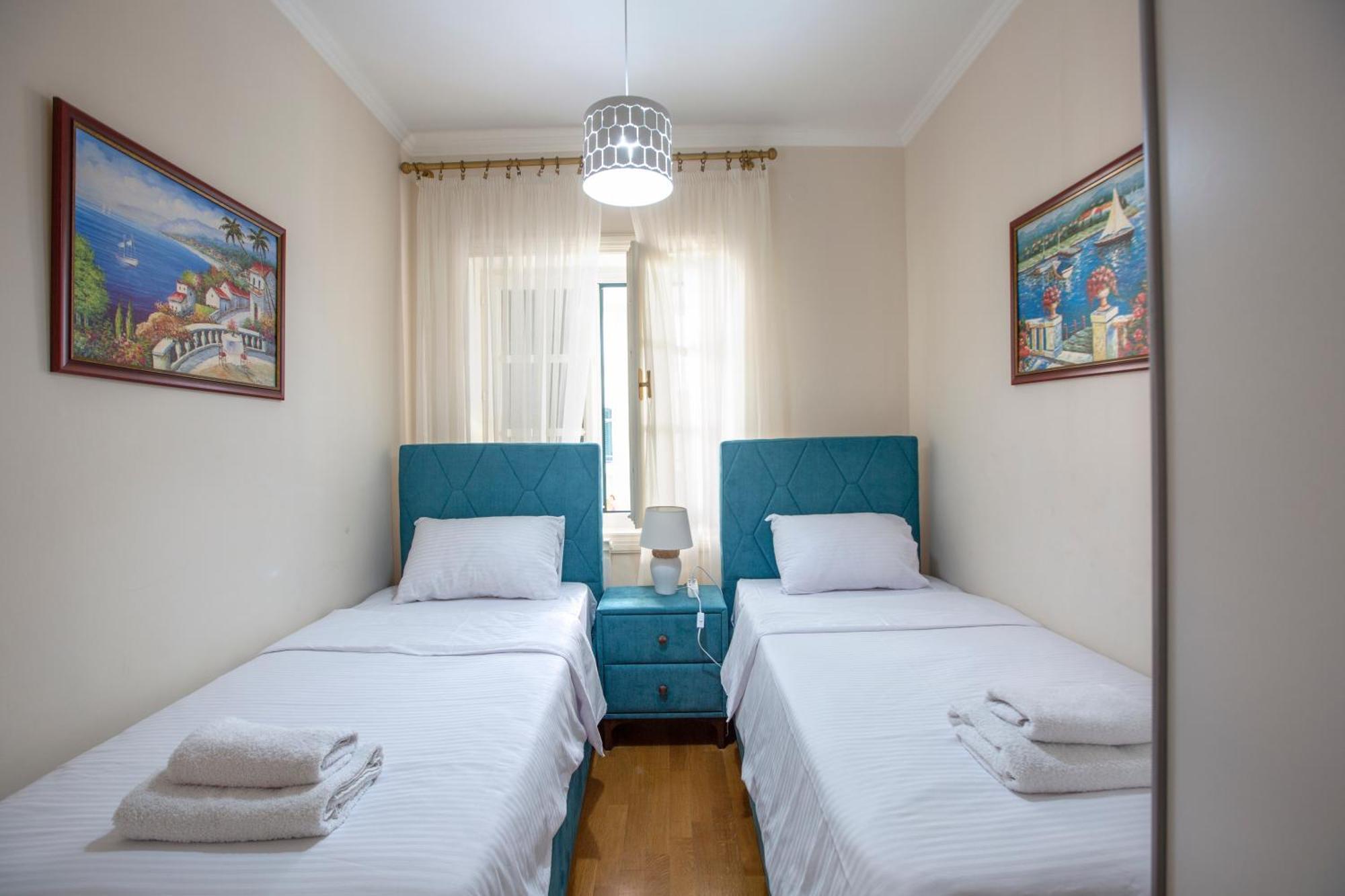 Montesan Luxury Apartment Beach Front Sveti Stefan Exteriér fotografie