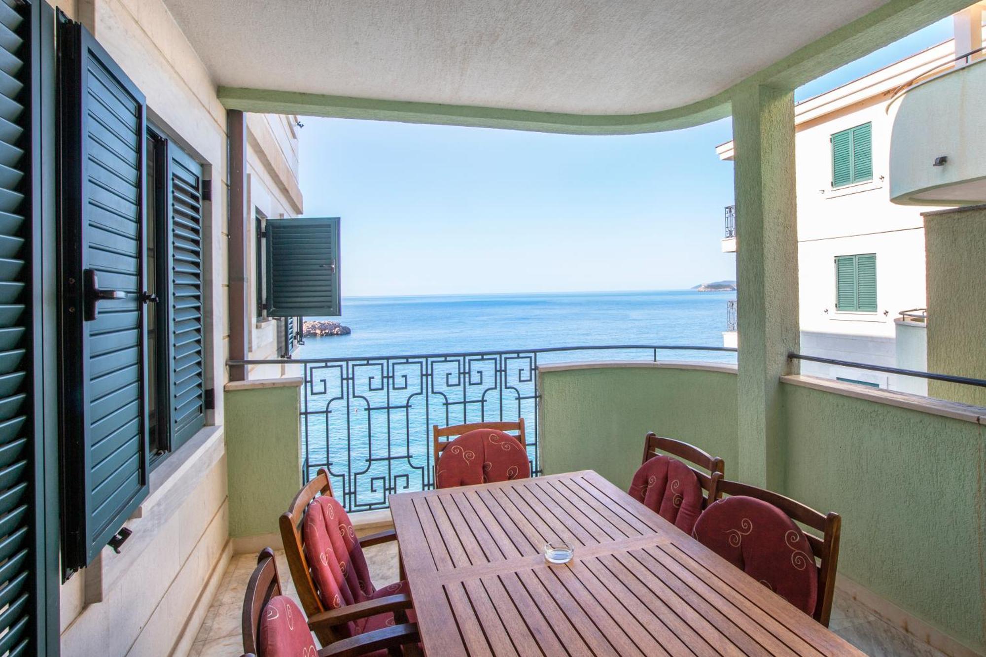 Montesan Luxury Apartment Beach Front Sveti Stefan Exteriér fotografie
