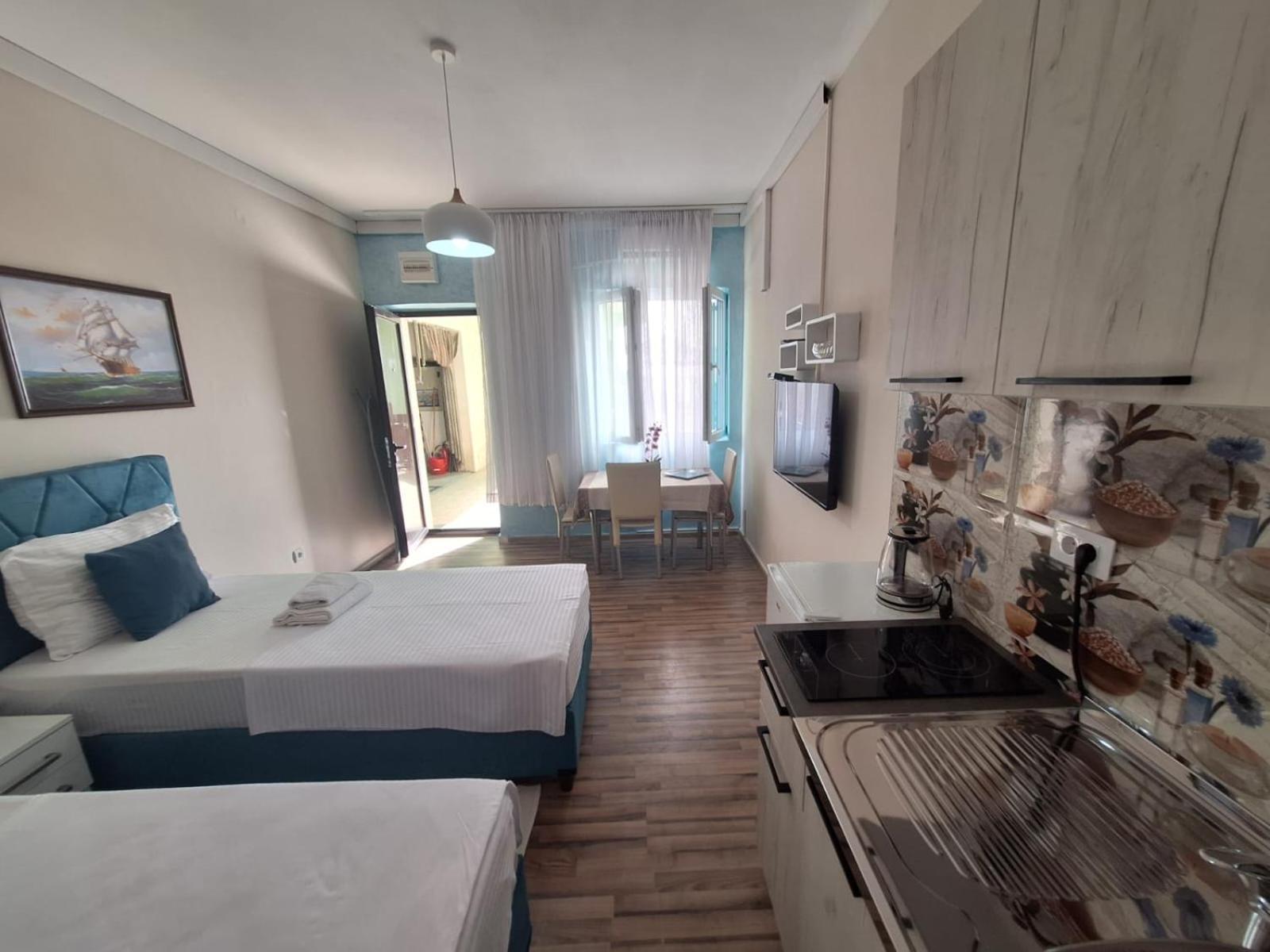 Montesan Luxury Apartment Beach Front Sveti Stefan Exteriér fotografie