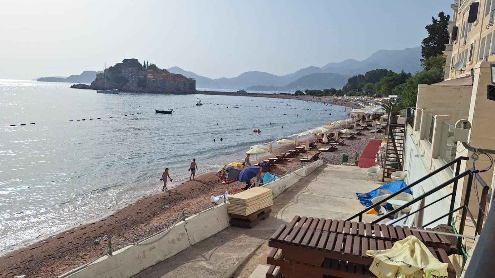 Montesan Luxury Apartment Beach Front Sveti Stefan Exteriér fotografie