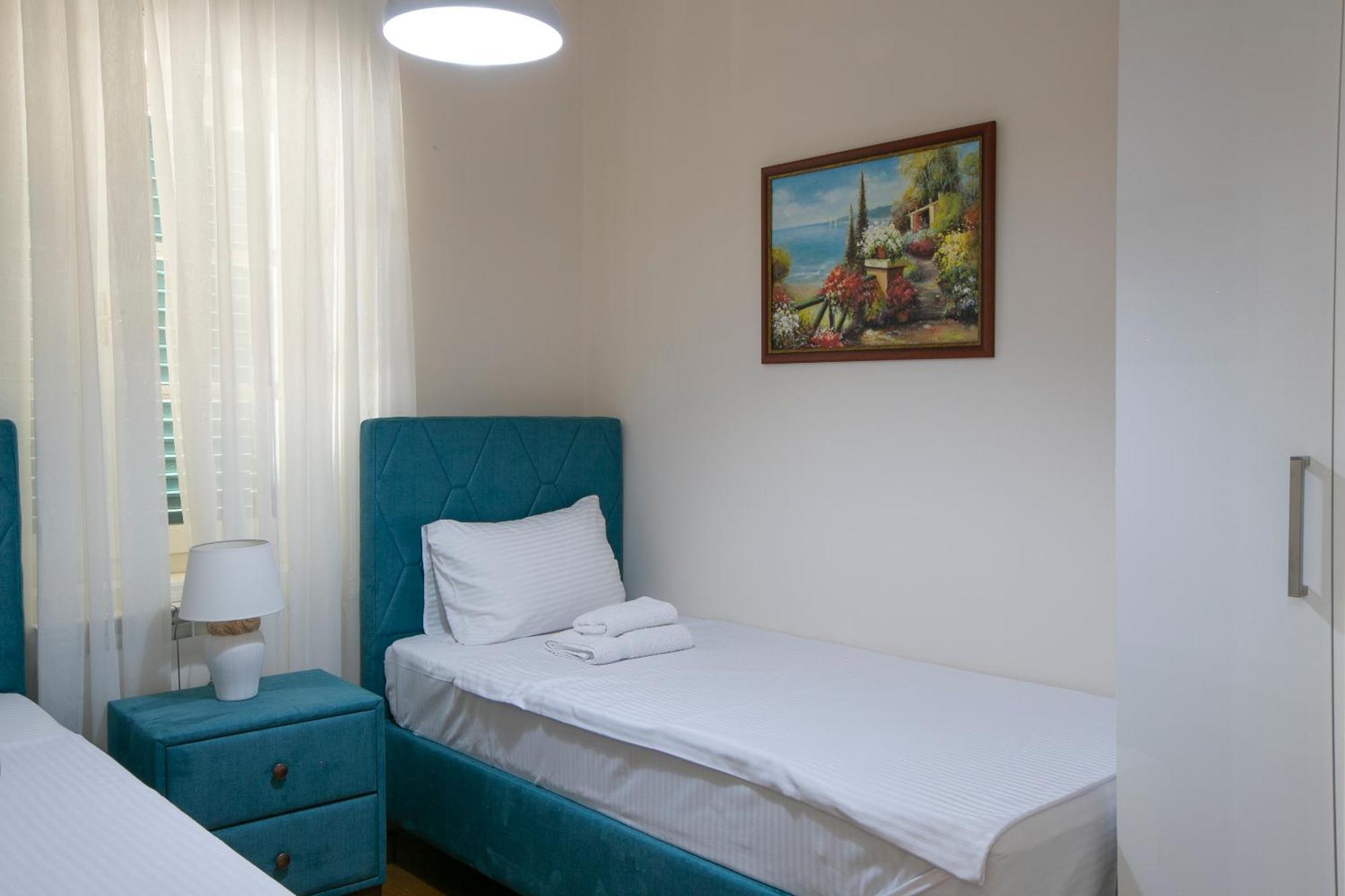 Montesan Luxury Apartment Beach Front Sveti Stefan Exteriér fotografie
