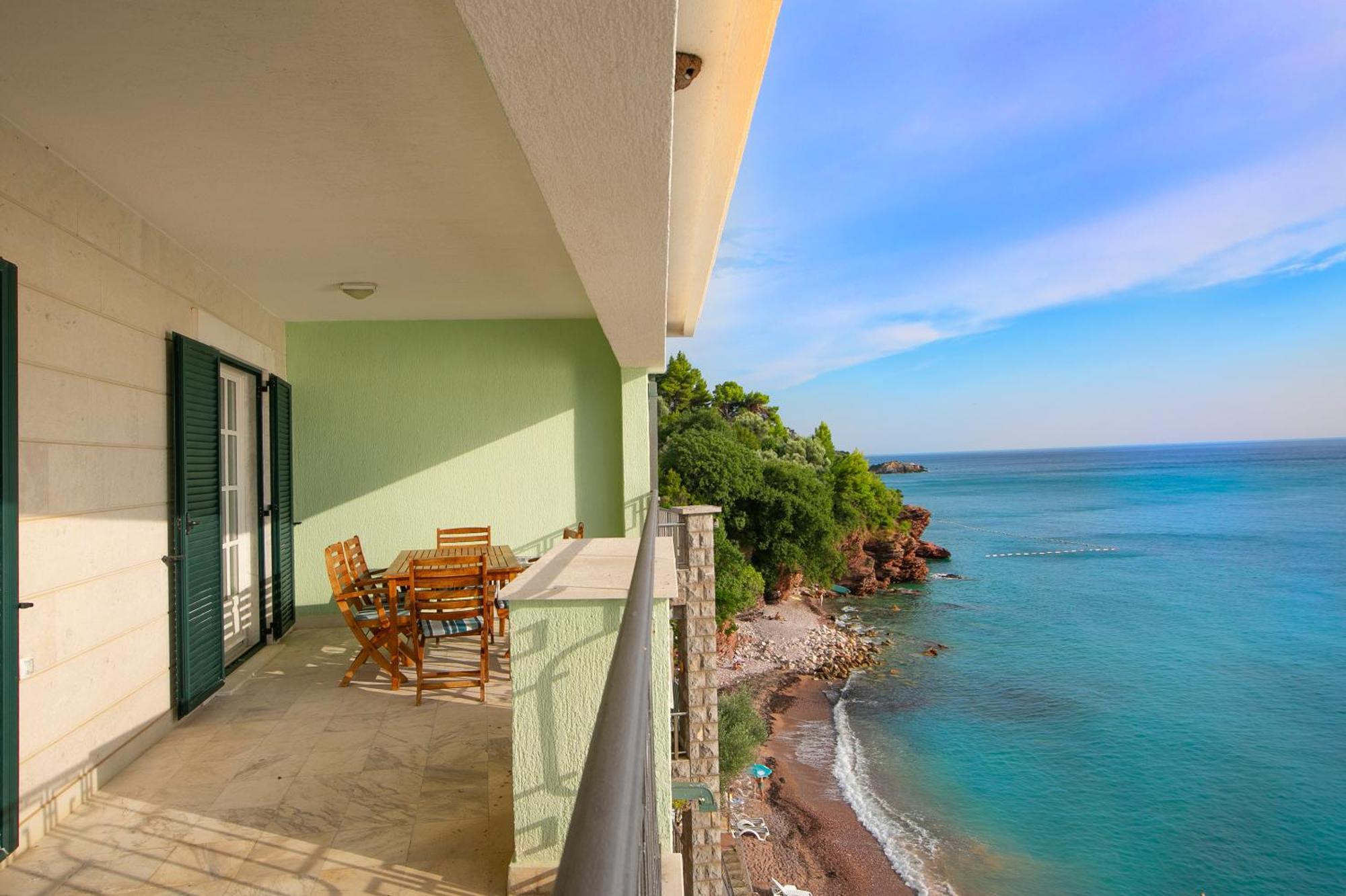 Montesan Luxury Apartment Beach Front Sveti Stefan Exteriér fotografie