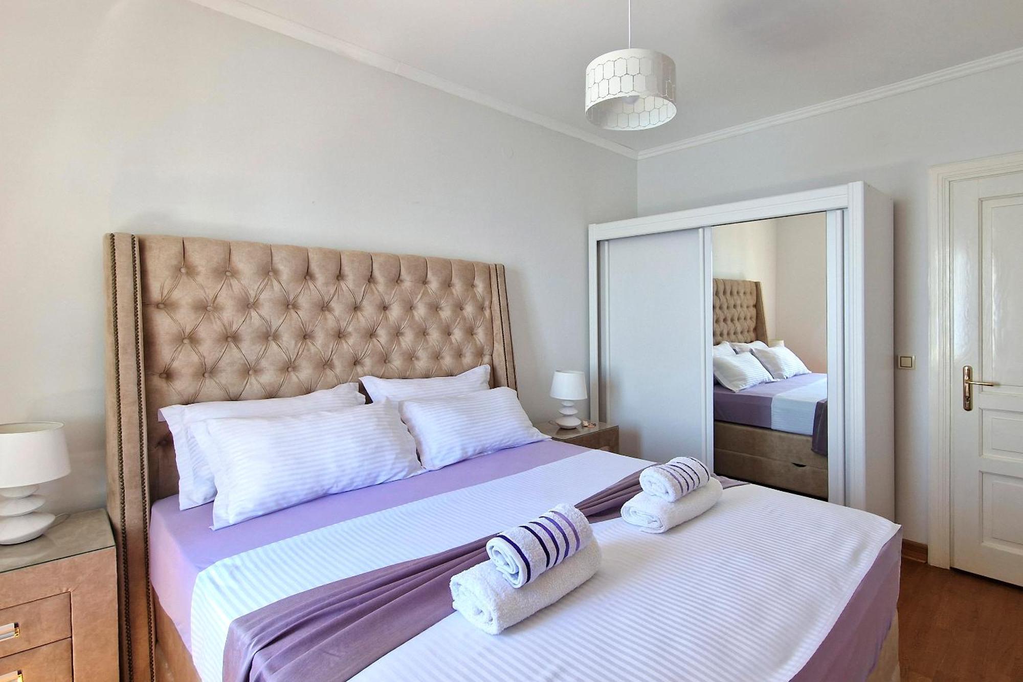 Montesan Luxury Apartment Beach Front Sveti Stefan Exteriér fotografie